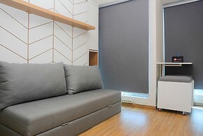 Best Studio Room with Wall Bed Tifolia Apartment