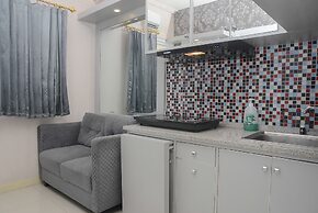 Comfortable and Clean 2BR Green Pramuka Apartment