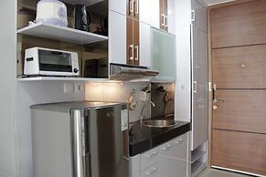 Pleasant 1BR Apartment with Sofa Bed at Dago Suites