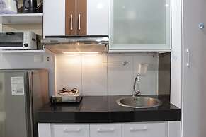 Pleasant 1BR Apartment with Sofa Bed at Dago Suites