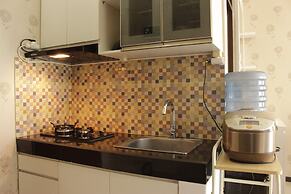 Comfy & Strategic 2BR Gateway Pasteur Apartment near Pasteur Exit Toll