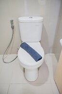 Studio Apartment at Tree Park Apartment