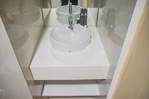 Studio Apartment at Tree Park Apartment