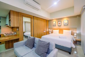 Cozy and Spacious Studio Apartment at Mustika Golf Residence