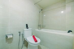 Cozy and Spacious Studio Apartment at Mustika Golf Residence