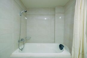 Cozy and Spacious Studio Apartment at Mustika Golf Residence