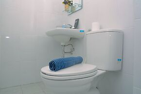 Cozy and Minimalist Studio Patraland Urbano Apartment near Bekasi Stat