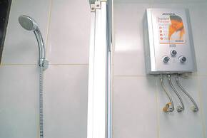 Stylish 1BR Grand Kamala Lagoon Apartment