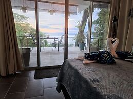 Vista Ocean Suites