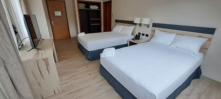 Hotel Diego de Almagro Castro