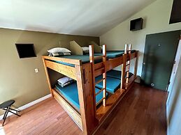 Canmore Alpine Hostel - Alpine Club of Canada