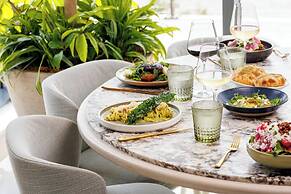 The Pearle Hotel & Spa, Autograph Collection