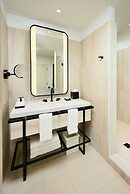 The Pearle Hotel & Spa, Autograph Collection