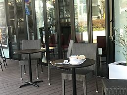 At Inn Hotel Toyotashi station