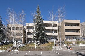 Sun Vail 14a 3 Bedroom Condo by RedAwning