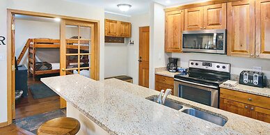 Townsend Place A205 2 Bedroom Condo by Redawning