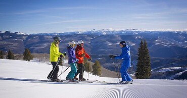 Townsend Place A205 2 Bedroom Condo by Redawning