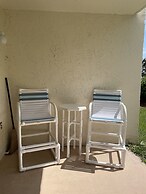 Cute 1br Directly On Beach 1 Bedroom Condo by RedAwning