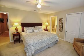 Paradise Palms by PRP