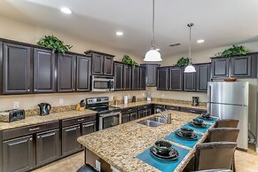 Paradise Palms by PRP