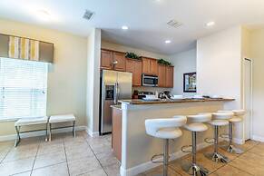 Paradise Palms by PRP