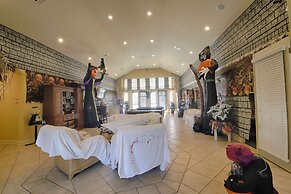 Seven Dwarves by PRP