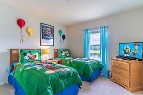 Trafalgar Village by PRP