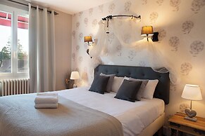 Hotel Saint Cyr