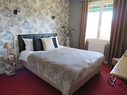 Hotel Saint Cyr