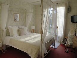 Hotel Saint Cyr