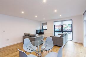 Stunning 2bed Flat in Bond House