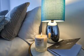 Long Eaton Modern 4bed House