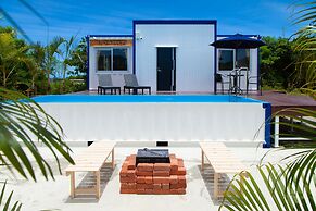 Regina Ishigaki Blue Stage