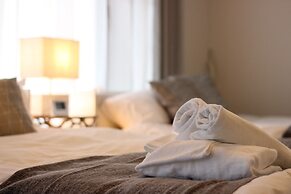 Atrium - Self Check-In Only