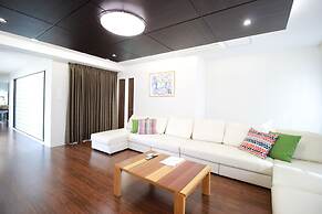 Atrium - Self Check-In Only