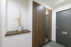 Atrium - Self Check-In Only