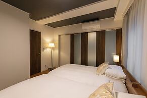 Atrium - Self Check-In Only