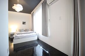 Atrium - Self Check-In Only