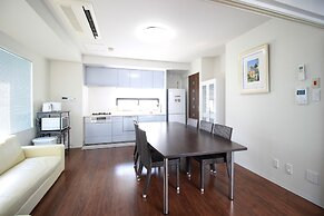 Atrium - Self Check-In Only