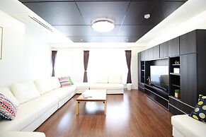 Atrium - Self Check-In Only