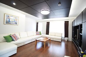 Atrium - Self Check-In Only