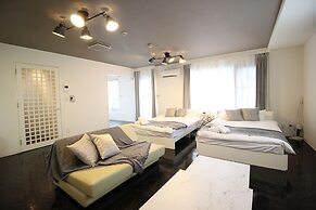 Atrium - Self Check-In Only