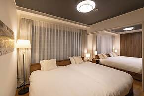 Atrium - Self Check-In Only