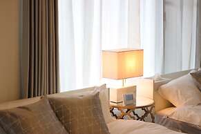 Atrium - Self Check-In Only