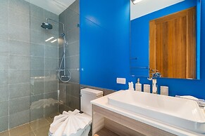 HSH V1 - 4 Bed sea view - Bang Por