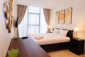 Comfy 2BR L'Avenue Apartment