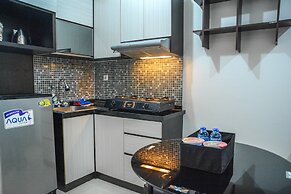 Modern 2BR Puri Park View Apartment Near Lippo Puri