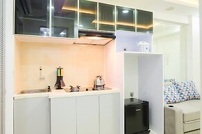 2BR for 5 Pax Bassura Apartment Next to Mall