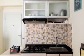Cozy Studio Apartment Connected to Mall at Green Pramuka