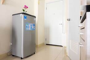 Cozy Studio Apartment Connected to Mall at Green Pramuka